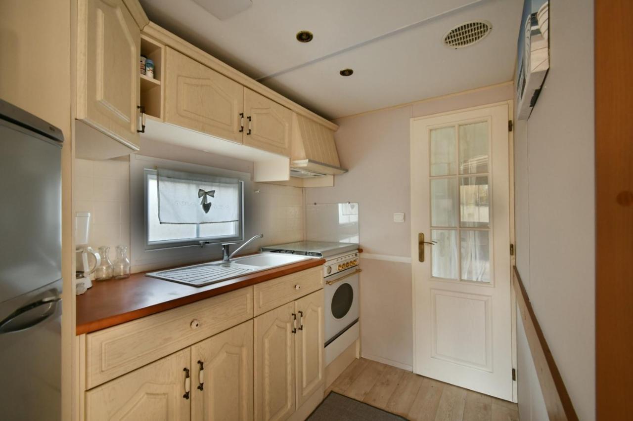 Mobil'Home Climatise Terrain Prive Proche Du Zoo De La Palmyre Les Mathes Εξωτερικό φωτογραφία