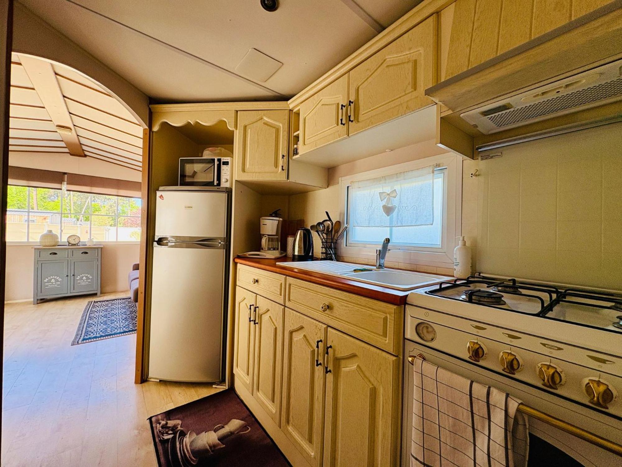 Mobil'Home Climatise Terrain Prive Proche Du Zoo De La Palmyre Les Mathes Εξωτερικό φωτογραφία